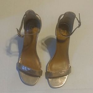 Material Girl women's open toe closed back ankle strap high heel gold sandals 9W